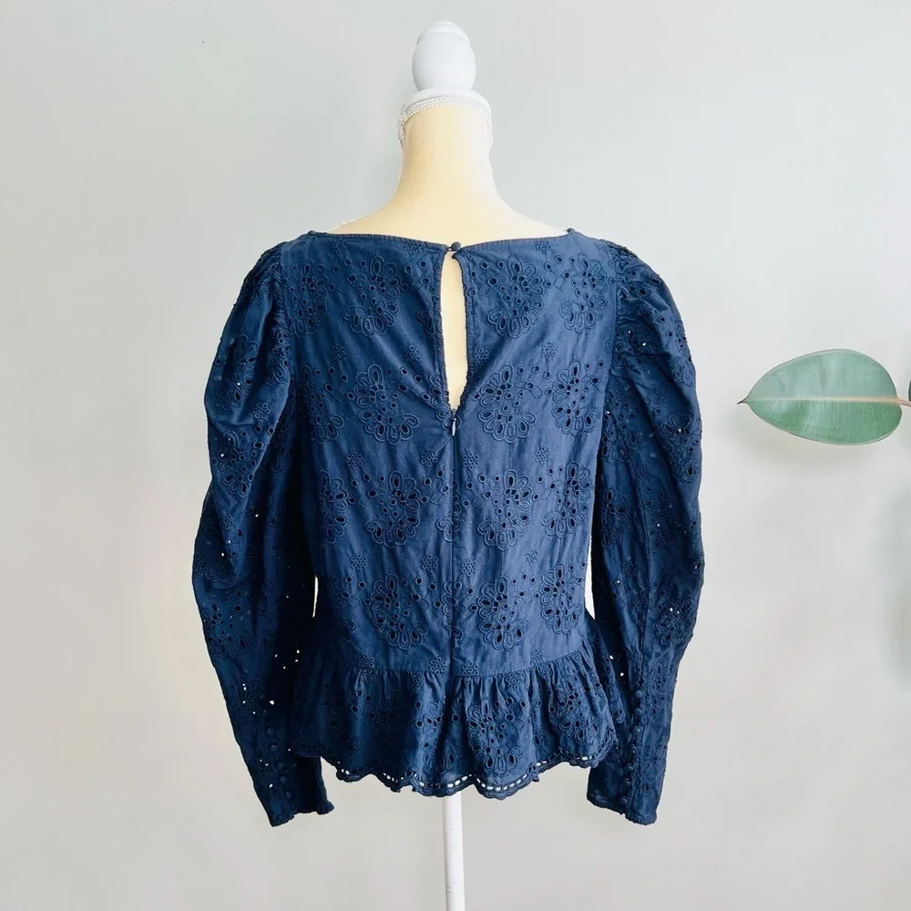 Express eyelet puff sleeve peplum top - Picture 6 of 10